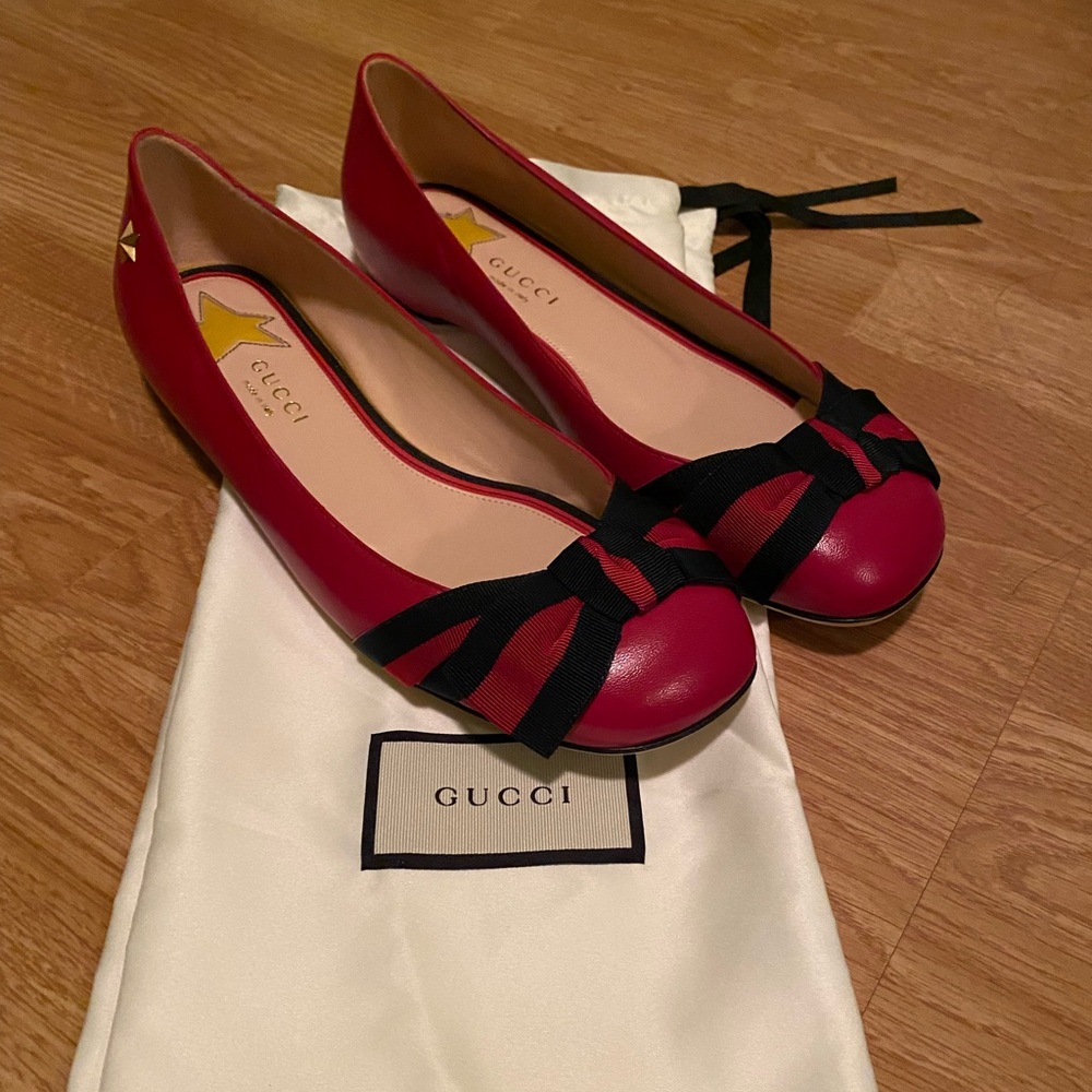 BNIB Gucci Flats 37.5
